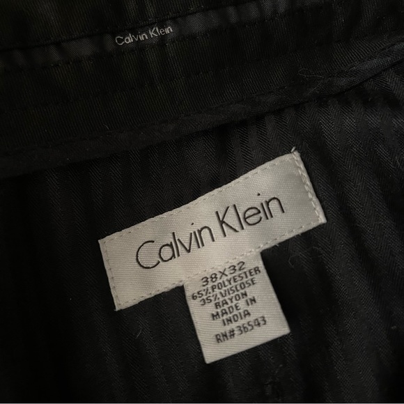 Calvin Klein Black Suit - Picture 1 of 3